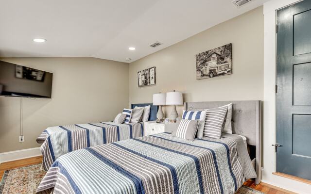 Chic Jacksonville Getaway, Walk to River & Parks!