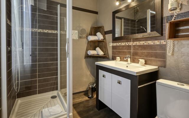 Hôtel Restaurant L'Oustaloun