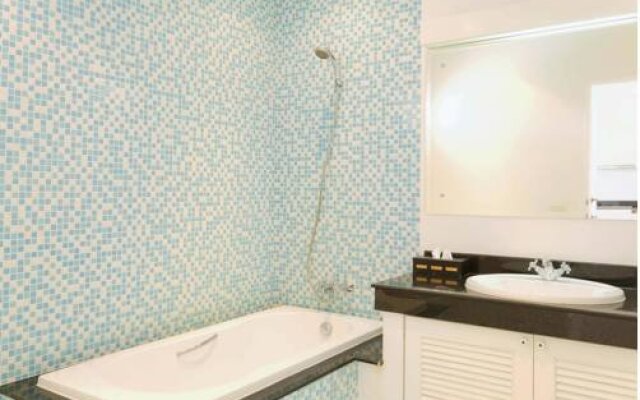 Ocean Breeze Resort & Apartments
