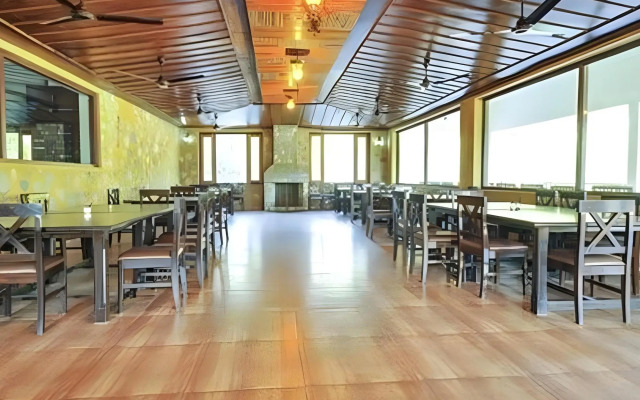 Escape Corbett Resort
