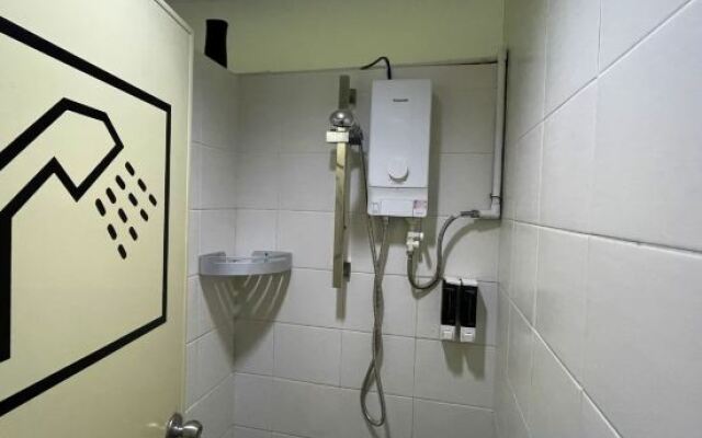 H2 Capsule Inn Backpackers