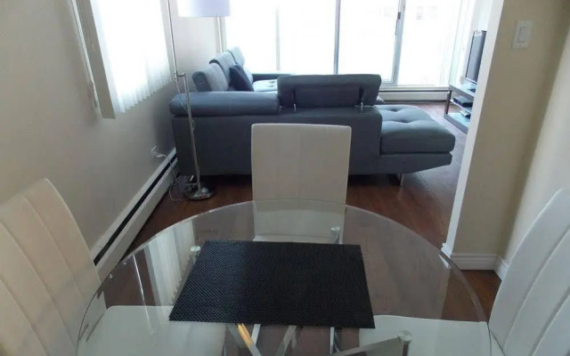 5 Calgary Downtown (2Bdr Suite