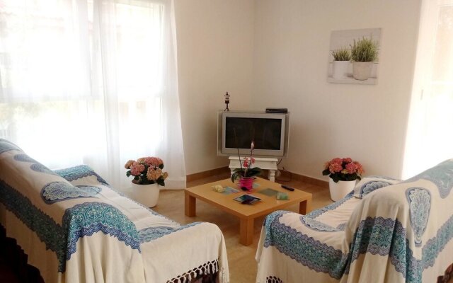 Apartment With 3 Bedrooms in Campello, With Pool Access, Furnished Gar