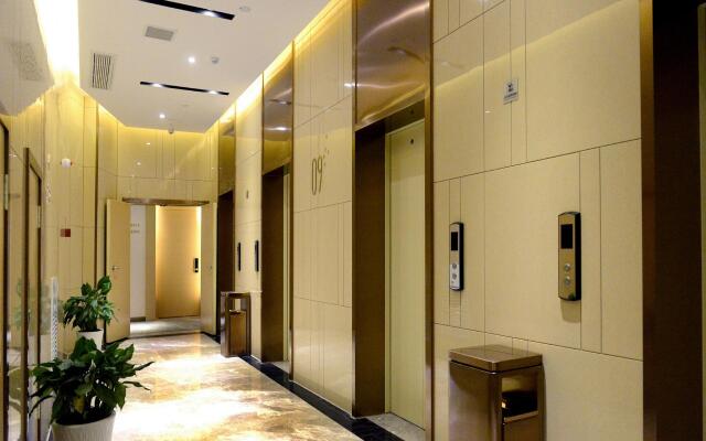 Lavande Hotel·Yichun Wanda, High Speed Railway Station
