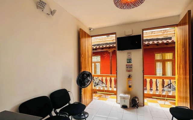 Hostal Casa Torres Centro Historico - Adults Only