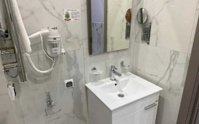 Апартаменты в отеле Миррор 4* МореСолнцеАпарт