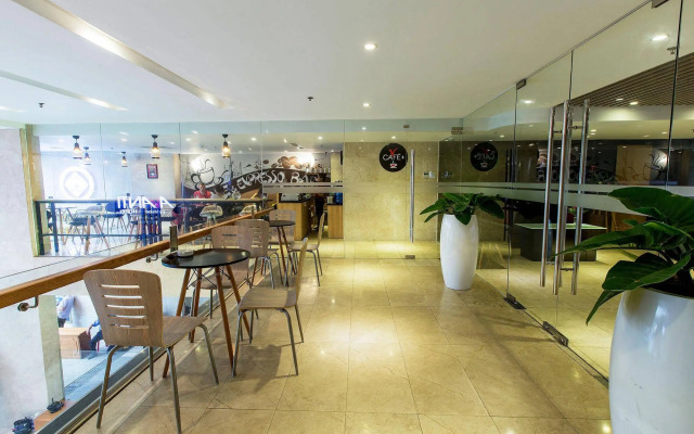 Avanti Hotel