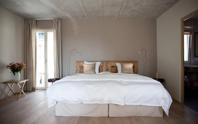 Le Coq Chantant B&B and Boutique Hotel St-Livres
