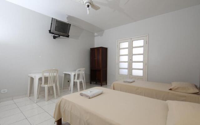 Regis Hotel I