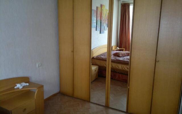 Accommodation 407