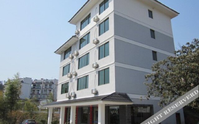 Qiaodaohu Wanghu Resort