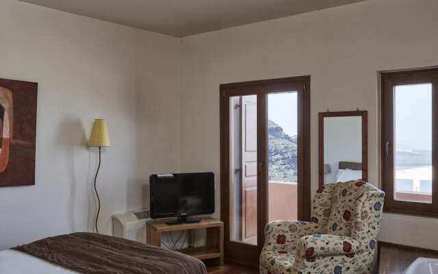 Periscope Villa