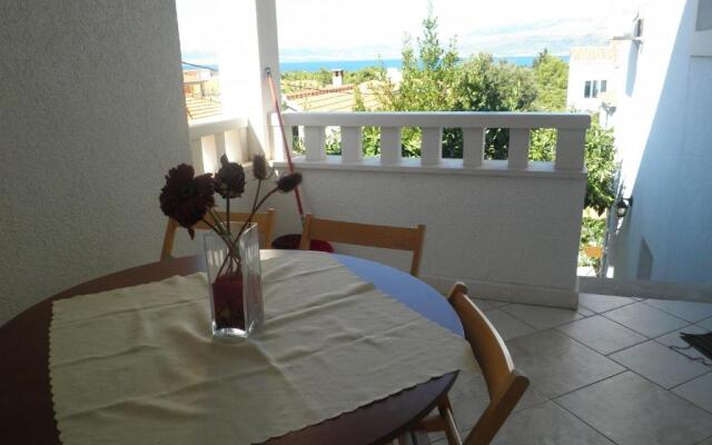 Apartment Aldica - 300 m from sea: A3 Supetar, Island Brac