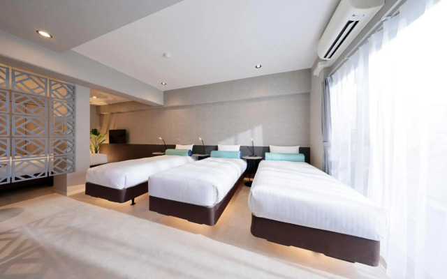Dotombori Crystal Hotel 3