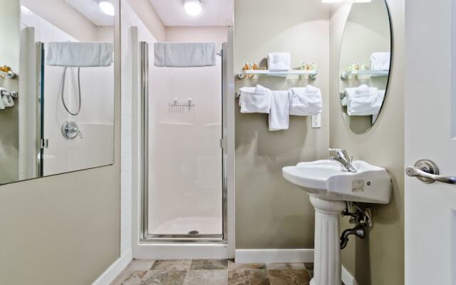 Suite Digs Bella Vista