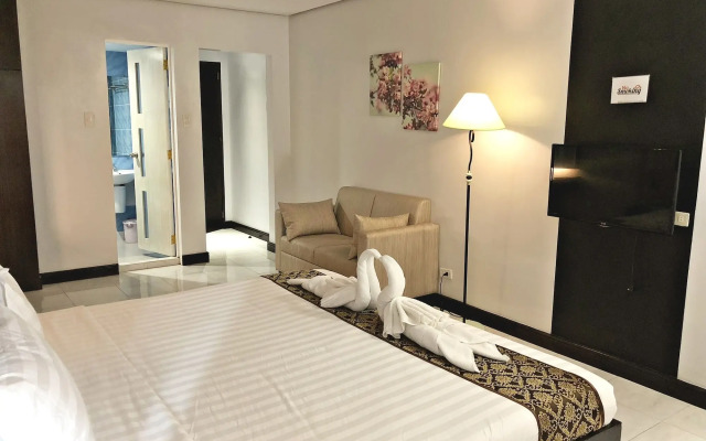 Ninong's Hotel