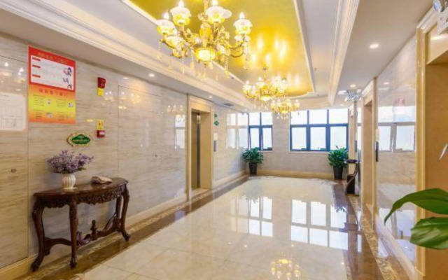 Vienna International Hotel (Daxin Detian Square)