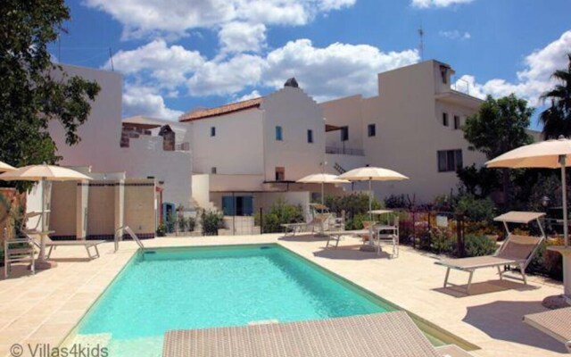 The Courtyard - Elsa