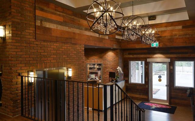 Pender Harbour Hotel