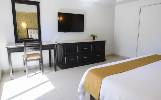 Hotel Santorian