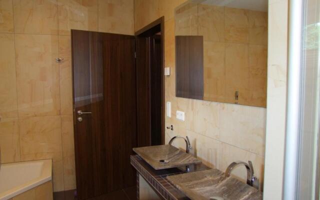 Ferienhaus "Kräuterhexe" mit Wasserbett 200x200cm