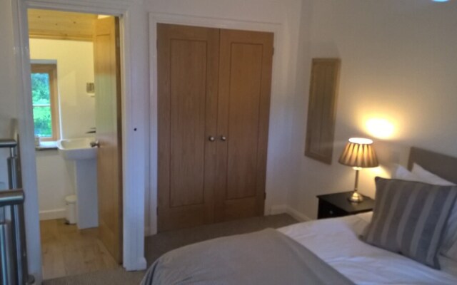 Willow Mews