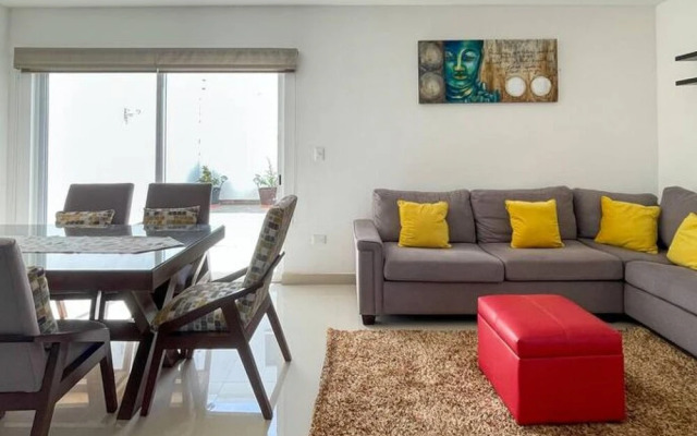 Prime Location House at Cerritos Great Price