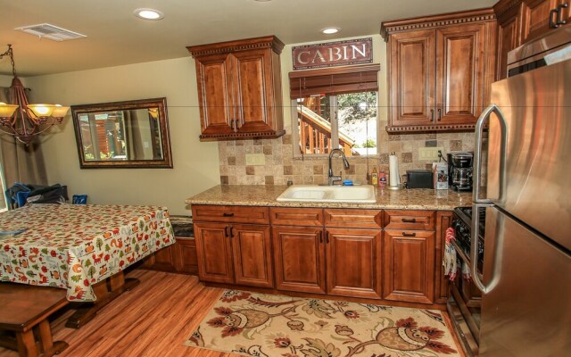 Felthaus Family Cabin