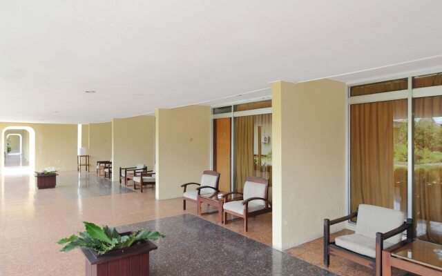 Airy Carturtunggal Laksda Adisucipto 6 Yogyakarta