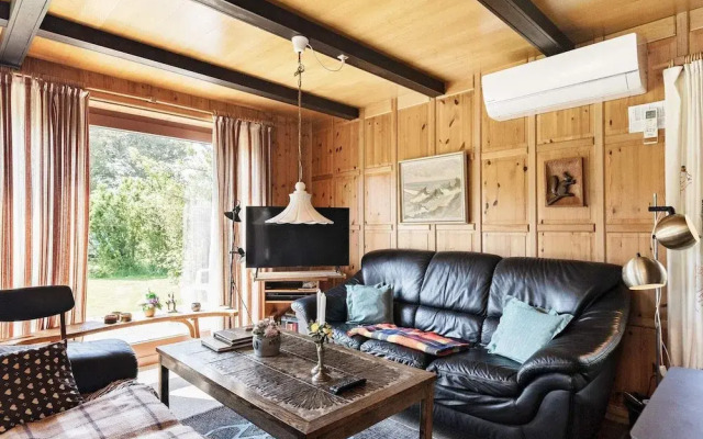 6 Person Holiday Home in Blavand