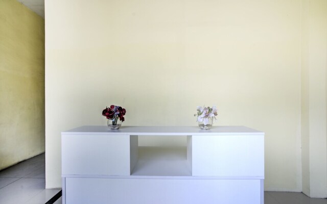 Oyo 2509 Central District Residence