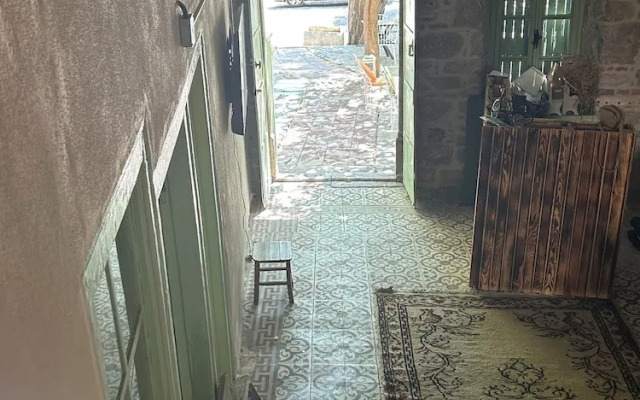 Asclepius Boutique Hotel & Cafe