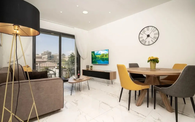 Eshel Suites