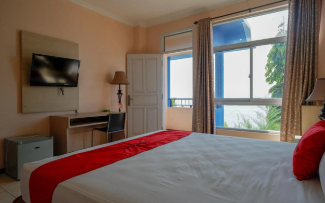 RedDoorz Plus Syariah @ Hotel Boulevard Luwuk