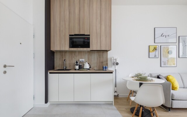 Shellter Apartment by Renters Prestige