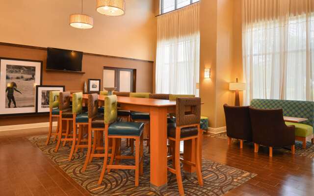 Hampton Inn & Suites Tampa East (Casino Area)