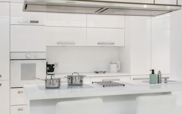 Minimalist Apartment Poznan by Renteres