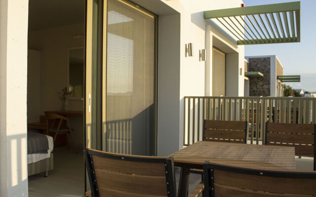 Kyma Suites - Adults only