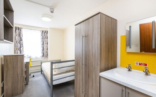 Modern Rooms - LONDON