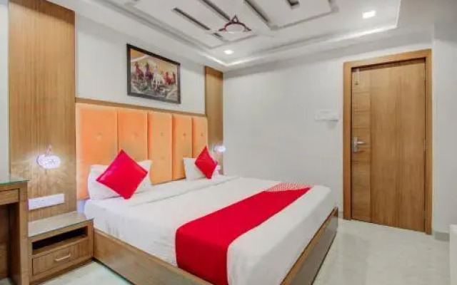 Hotel Devamrit by OYO Rooms
