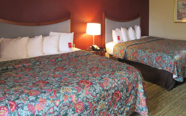 Rodeway Inn & Suites