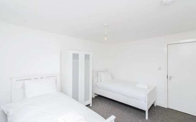 Short Stay Bristol - Freeland Rear House