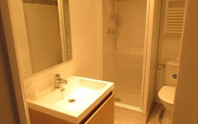 Hotel La Perle Montparnasse