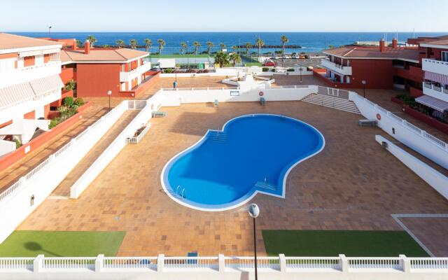 Home2Book Sea Front Duplex Terrace Pool +Wifi