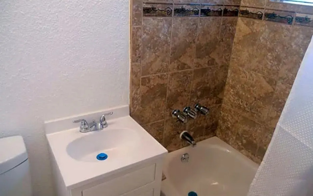 Tradewinds All Suite Hotel