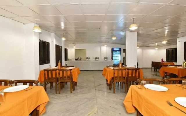 Hotel Divyansh By VRB Hotels