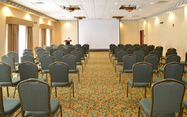 Comfort Suites Near Gettysburg Battlefield Visitor Center