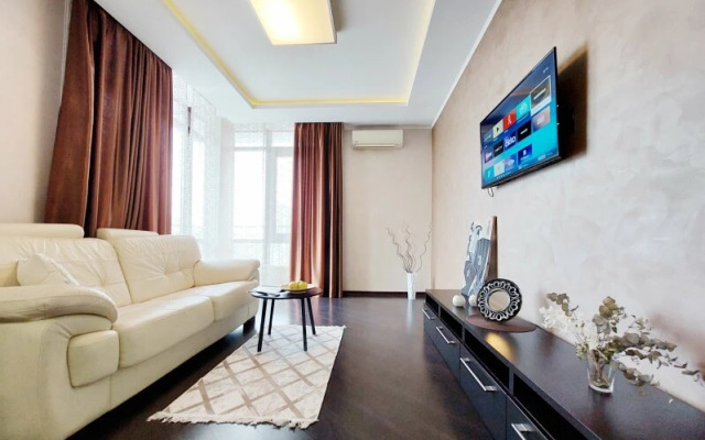 UT Меридианная 1а