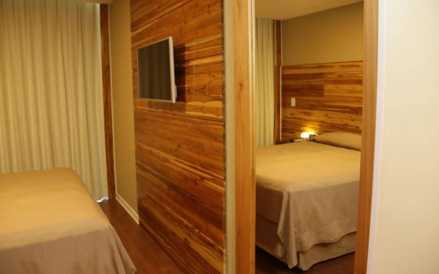 Hotel Petropolis Inn
