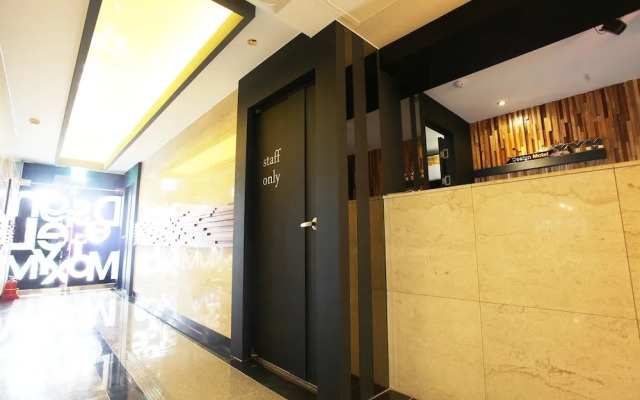 Wolgot Design Hotel XYM